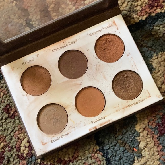 Makeup Bundle!! - Picture 4 of 7